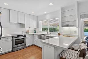 11352 Briarwood Pl, North Palm Beach, FL 33408 - Photo 6