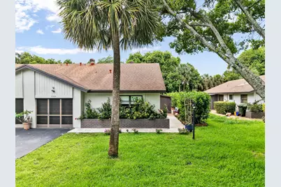 4335 N Palm Forest Dr Drive N, Delray Beach, FL 33445 - Photo 1