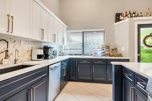 4335 N Palm Forest Dr Dr N, Delray Beach, FL 33445 - Photo 6
