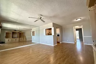 92 Northampton E, West Palm Beach, FL 33417 - Photo 2