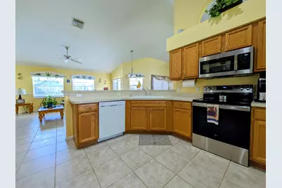 357 SE Cork Road, Port Saint Lucie, FL 34984 - Photo 4