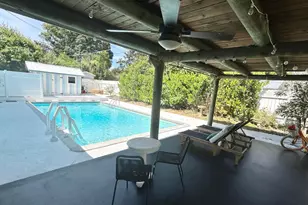 1301 SE Sandpiper Ln, Stuart, FL 34996 - Photo 4