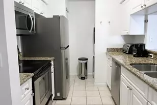 17100 N Bay Rd, Sunny Isles Beach, FL 33160 - Photo 6
