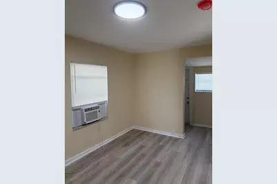 1018 Adams Street #W, West Palm Beach, FL 33407 - Photo 12