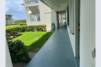 850 E Horizons E #105, Boynton Beach, FL 33435 - Photo 8