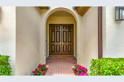 9508 Phipps Lane, Wellington, FL 33414 - Photo 8