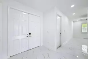 9508 Phipps Ln, Wellington, FL 33414 - Photo 10