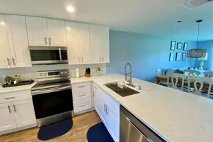 13055 Albright Ct, Wellington, FL 33414 - Photo 2