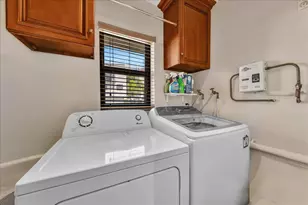 2965 NE 8th Terrace, Oakland Park, FL 33334 - Photo 8