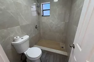 223 SE 11th Ave, Pompano Beach, FL 33060 - Photo 16