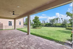 12745 Bayside Ct, Parkland, FL 33076 - Photo 8