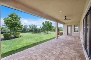 12745 Bayside Ct, Parkland, FL 33076 - Photo 6