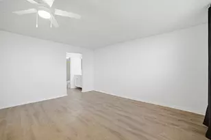 5700 NW 2nd Ave, Boca Raton, FL 33487 - Photo 14
