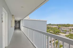 5700 NW 2nd Ave, Boca Raton, FL 33487 - Photo 4