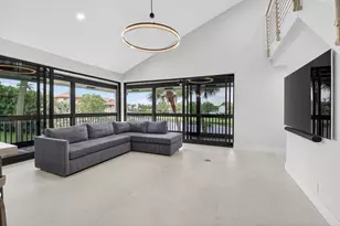 19221 Sabal Lake Dr, Boca Raton, FL 33434 - Photo 16