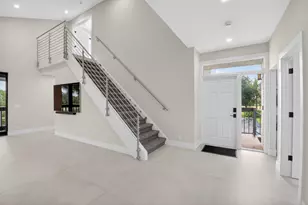 19221 Sabal Lake Dr, Boca Raton, FL 33434 - Photo 4