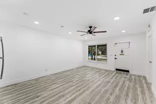134 SW 14th Ave, Boynton Beach, FL 33435 - Photo 2