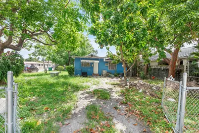 2476 NW 15th Street, Miami, FL 33125 - Photo 14