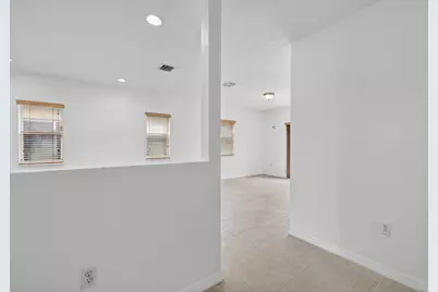 1975 NE 36th Avenue, Homestead, FL 33033 - Photo 10