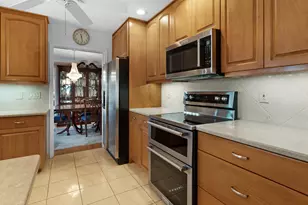2141 NE 67th St, Fort Lauderdale, FL 33308 - Photo 10