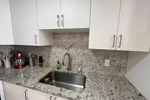 23 Saxony A, Delray Beach, FL 33446 - Photo 14
