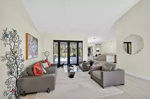 13399 Doubletree Cir, Wellington, FL 33414 - Photo 8
