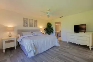 6672 S Pine Ct, Palm Beach Gardens, FL 33418 - Photo 12