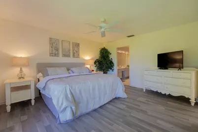 6672 S Pine Court, Palm Beach Gardens, FL 33418 - Photo 12