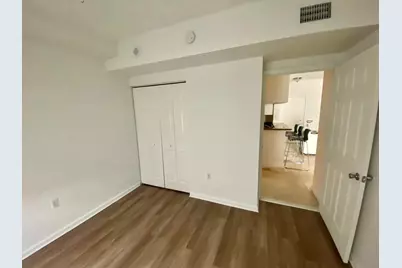17100 N Bay Road #1911, Sunny Isles Beach, FL 33160 - Photo 12