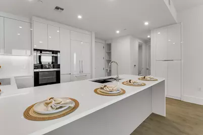 220 Lake Shore Drive #815, Lake Park, FL 33403 - Photo 6