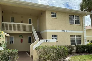 1550 SE Royal Green Cir, Port Saint Lucie, FL 34952 - Photo 2
