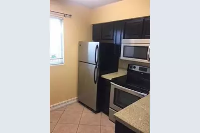 1040 Lake Shore Drive #104, Lake Park, FL 33403 - Photo 2