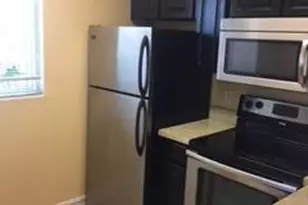 1040 Lake Shore Dr, Lake Park, FL 33403 - Photo 2
