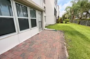 24 Abbey Ln, Delray Beach, FL 33446 - Photo 22