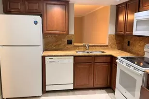 24 Abbey Ln, Delray Beach, FL 33446 - Photo 8