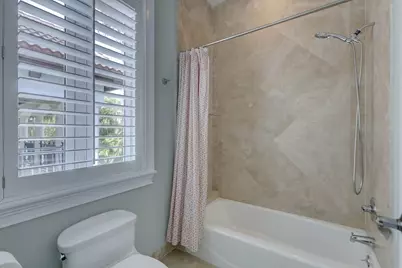 425 NE 11th Avenue, Fort Lauderdale, FL 33301 - Photo 44