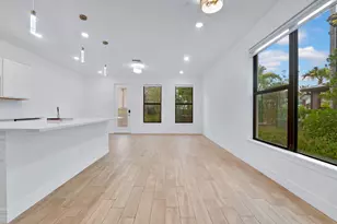 8358 NW 7th Pl, Plantation, FL 33324 - Photo 4