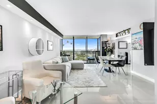 20335 W Country Club, Aventura, FL 33180 - Photo 4