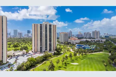 20335 W Country Club #1901, Aventura, FL 33180 - Photo 74