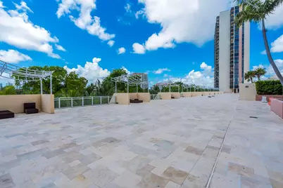 20335 W Country Club #1901, Aventura, FL 33180 - Photo 26
