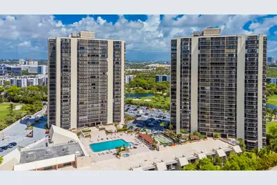 20335 W Country Club #1901, Aventura, FL 33180 - Photo 52