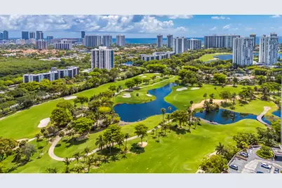 20335 W Country Club #1901, Aventura, FL 33180 - Photo 36