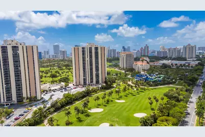 20335 W Country Club #1901, Aventura, FL 33180 - Photo 68