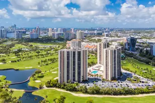 20335 W Country Club, Aventura, FL 33180 - Photo 50