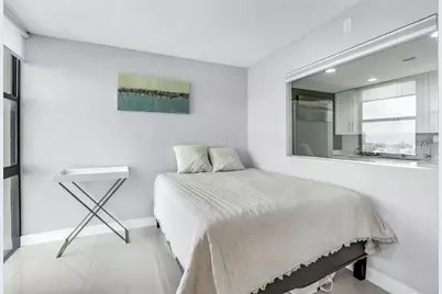 20335 W Country Club #1901, Aventura, FL 33180 - Photo 12