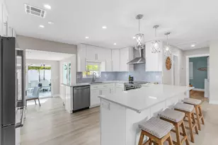 612 SE 10th Ave, Deerfield Beach, FL 33441 - Photo 1