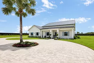 4836 SW Savage St, Palm City, FL 34990 - Photo 4