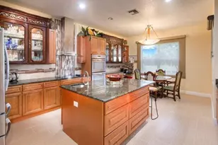 5574 55th Ave, Vero Beach, FL 32967 - Photo 8