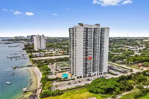5600 N Flagler Dr, West Palm Beach, FL 33407 - Photo 18