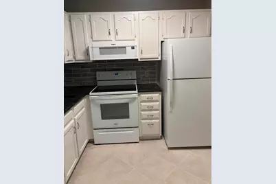 29 Lake Vista Trail #104, Port Saint Lucie, FL 34952 - Photo 8